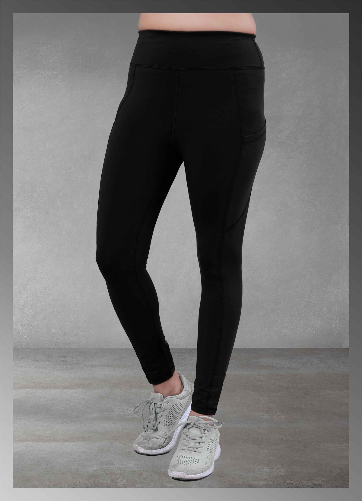 1443 - BLACK POCKET YOGA