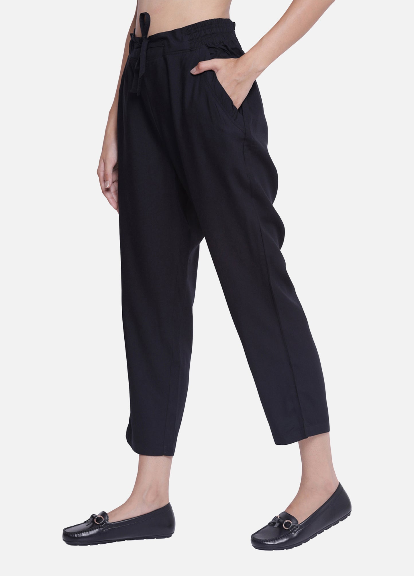 Black pants and Black Trousers for Women's