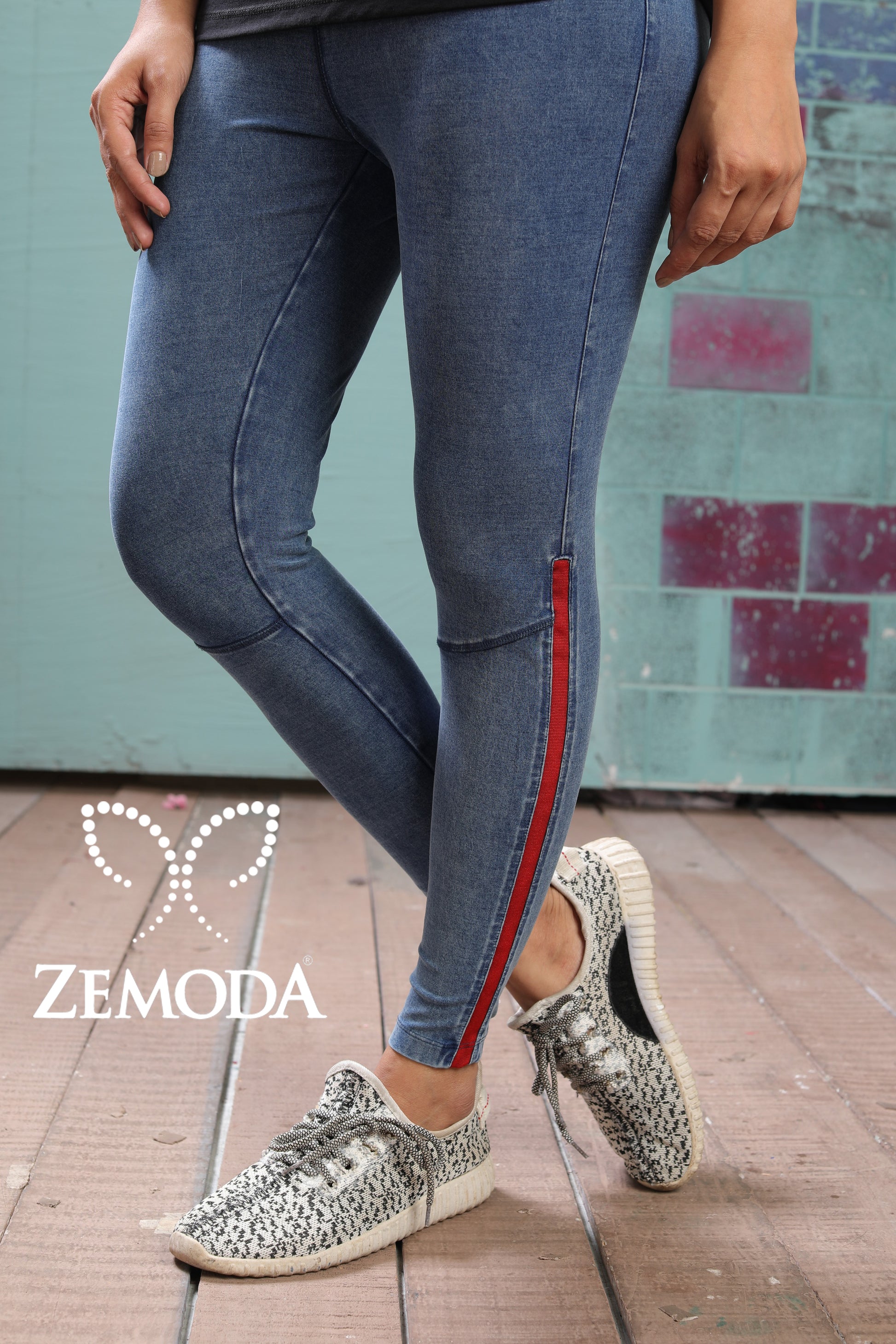 Casual womens jeggings with an antique wash look and red tape, perfect for adding a touch of unique style to your wardrobe, available online
