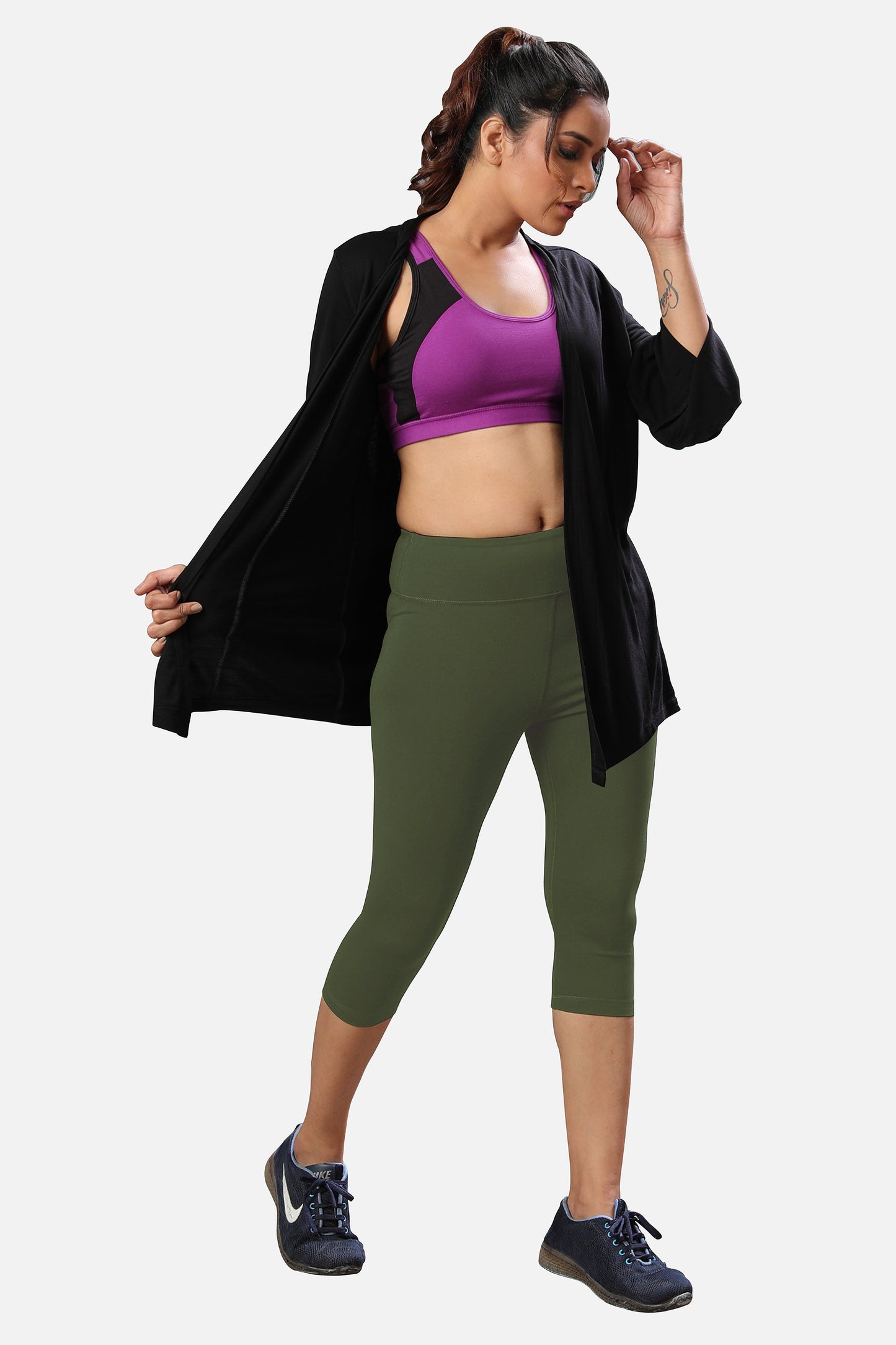 Shop womens olive capris, featuring a trendy and comfortable design with a flattering fit, ideal for everyday wear, available online